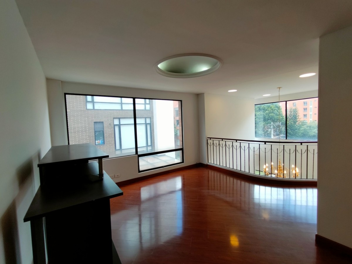 Apartamento – Santa Barbara Occidental – Bogota