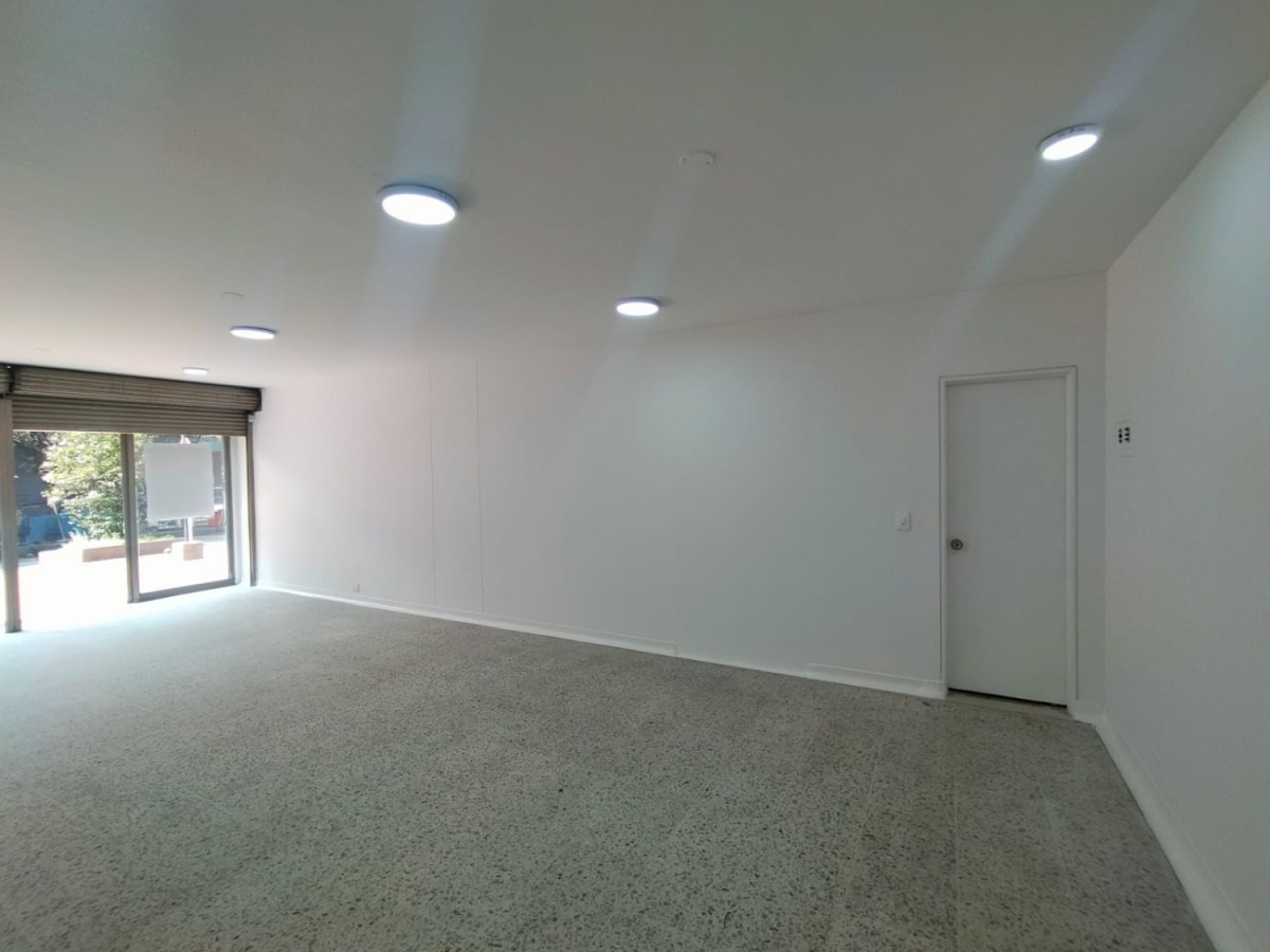 Local – El Lago – Bogota