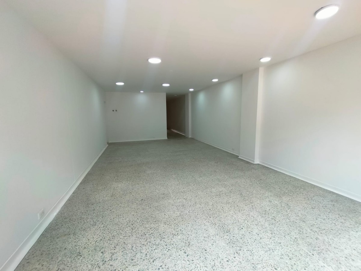 Local – El Lago – Bogota