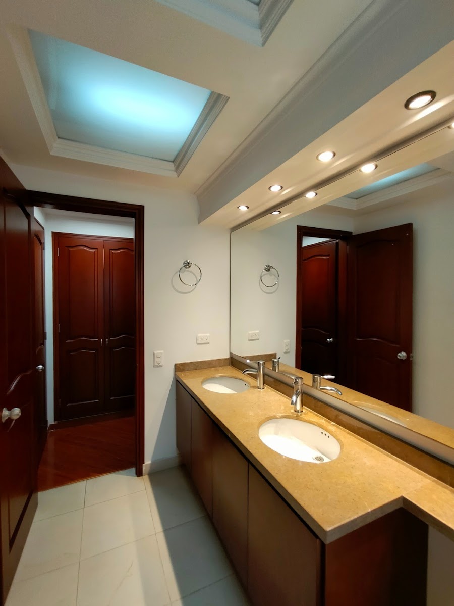 Apartamento – Santa Barbara Occidental – Bogota