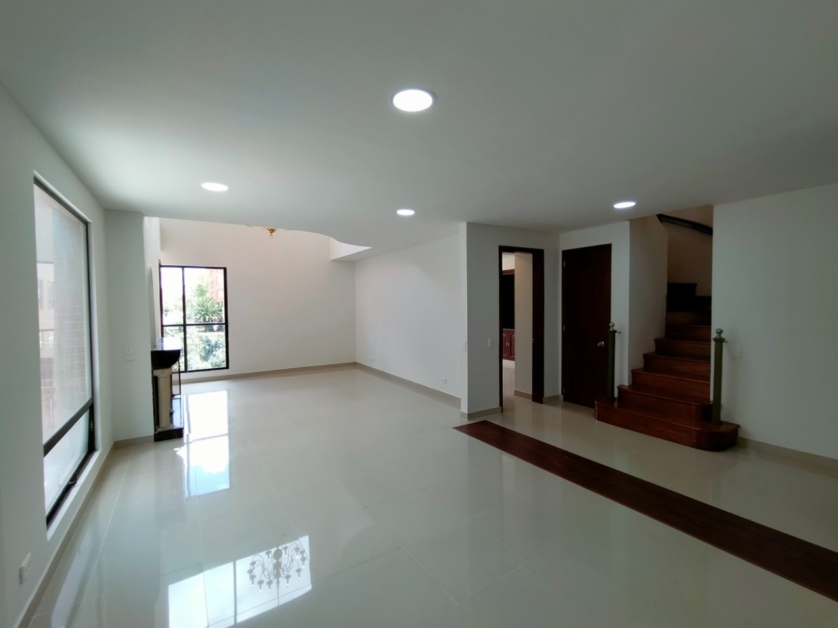 Apartamento – Santa Barbara Occidental – Bogota