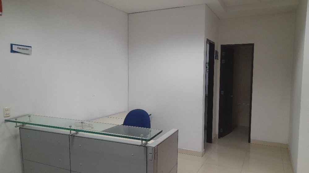 Oficina – Ciudad Salitre Nororiental – Bogota