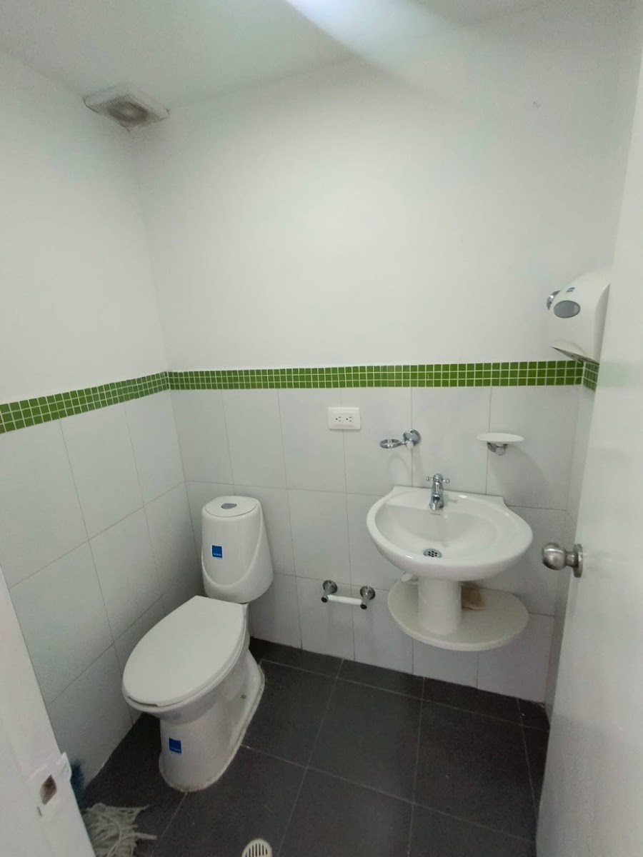 Local – El Lago – Bogota