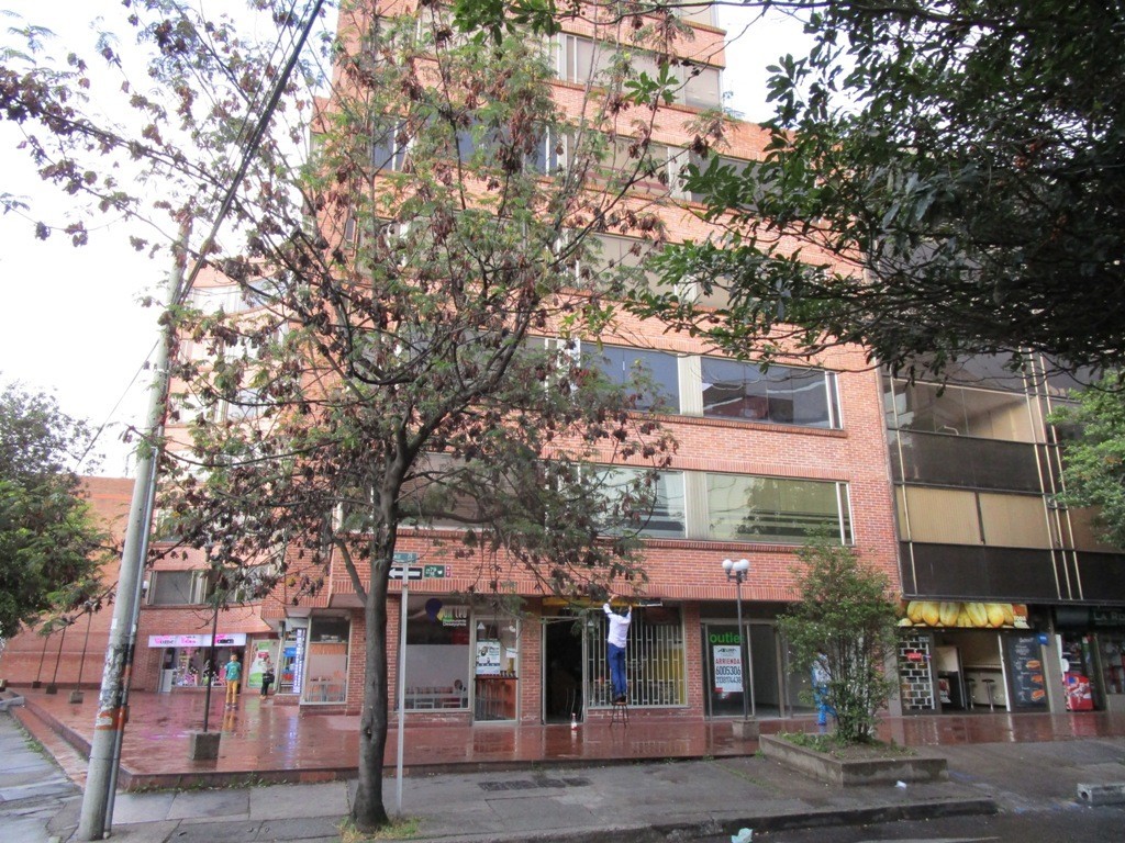 Local – El Lago – Bogota