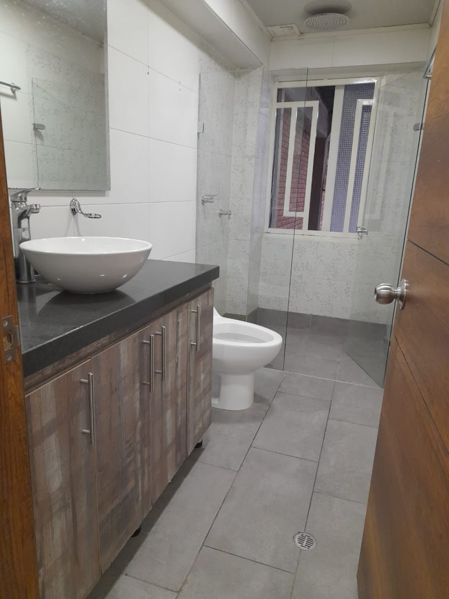 Local – Paloquemao – Bogota