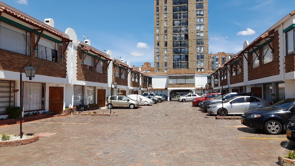 Casa – Cedritos – Bogota