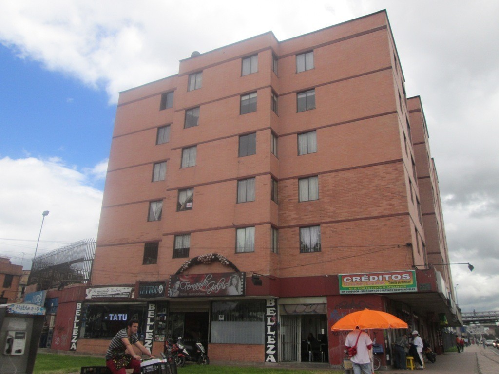 Local – Santa Maria Del Lago – Bogota