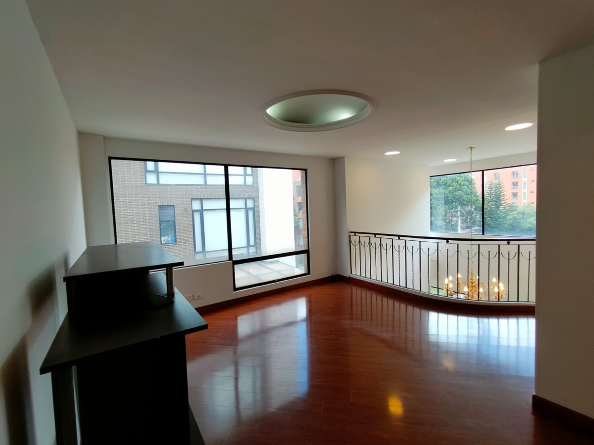 Apartamento – Santa Barbara Occidental – Bogota
