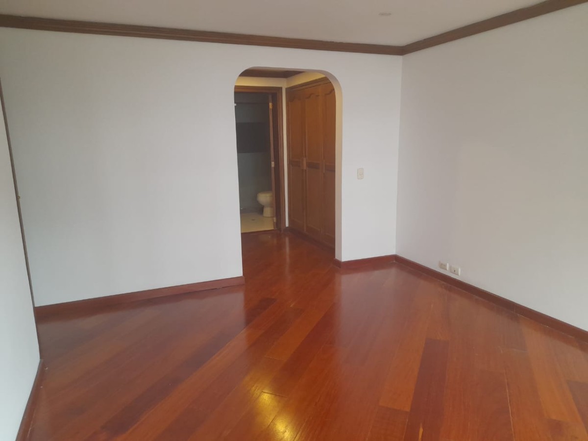 Apartamento – Santa Barbara Alta – Bogota