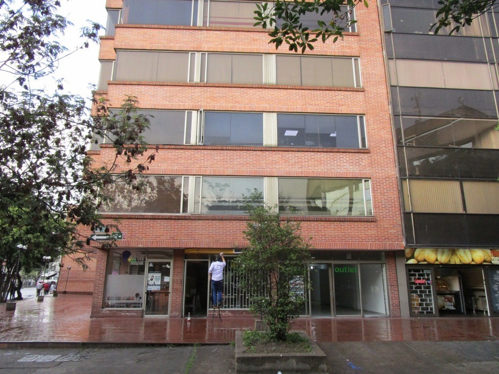 Local – El Lago – Bogota