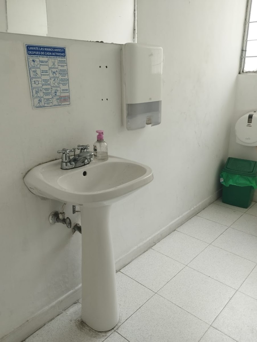 Local – Rincon Del Chico – Bogota