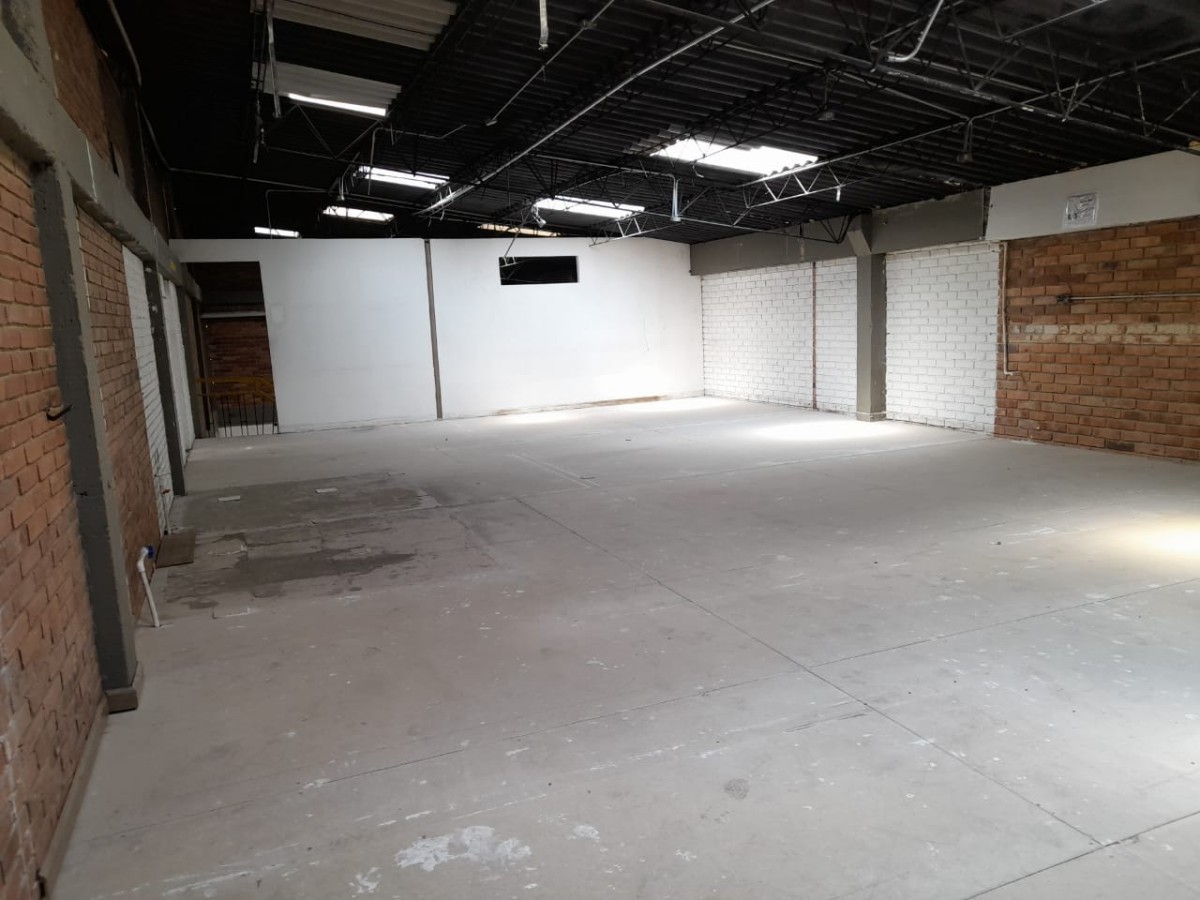 Local – Paloquemao – Bogota