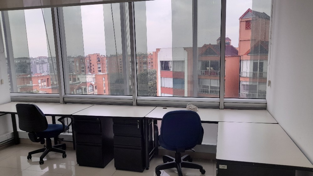 Oficina – Ciudad Salitre Nororiental – Bogota