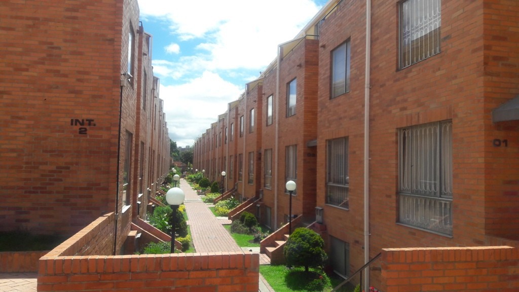 Casa – Villas De Aranjuez – Bogota