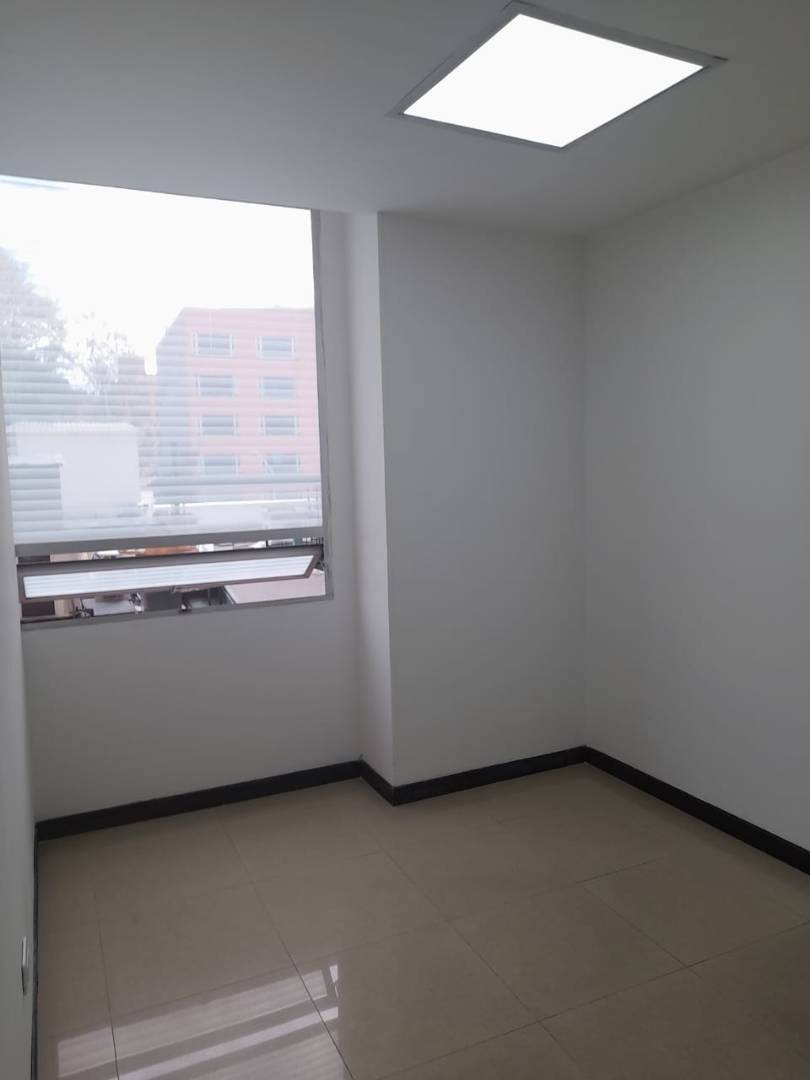 Oficina – El Lago – Bogota