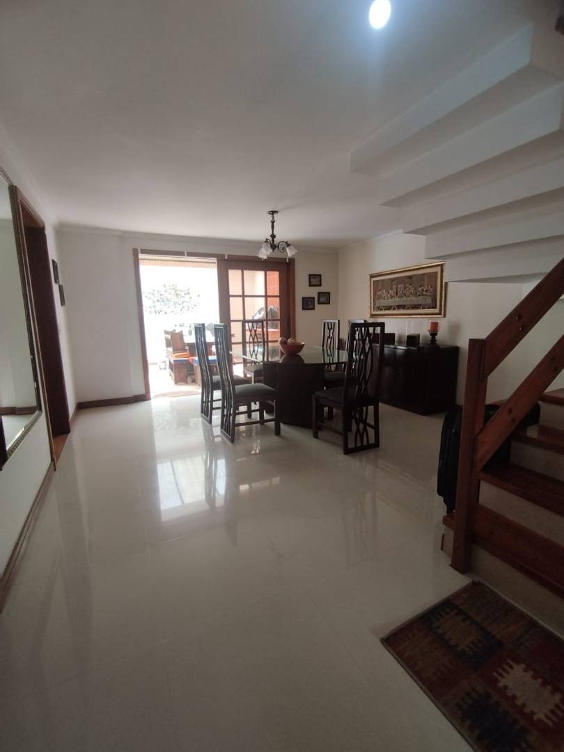 Casa Residencial – Avenida Chilacos – Chia