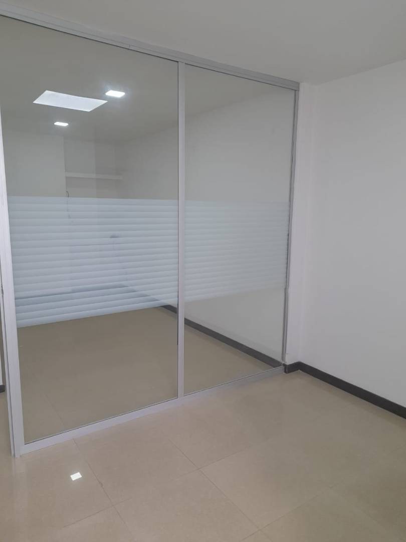 Oficina – El Lago – Bogota