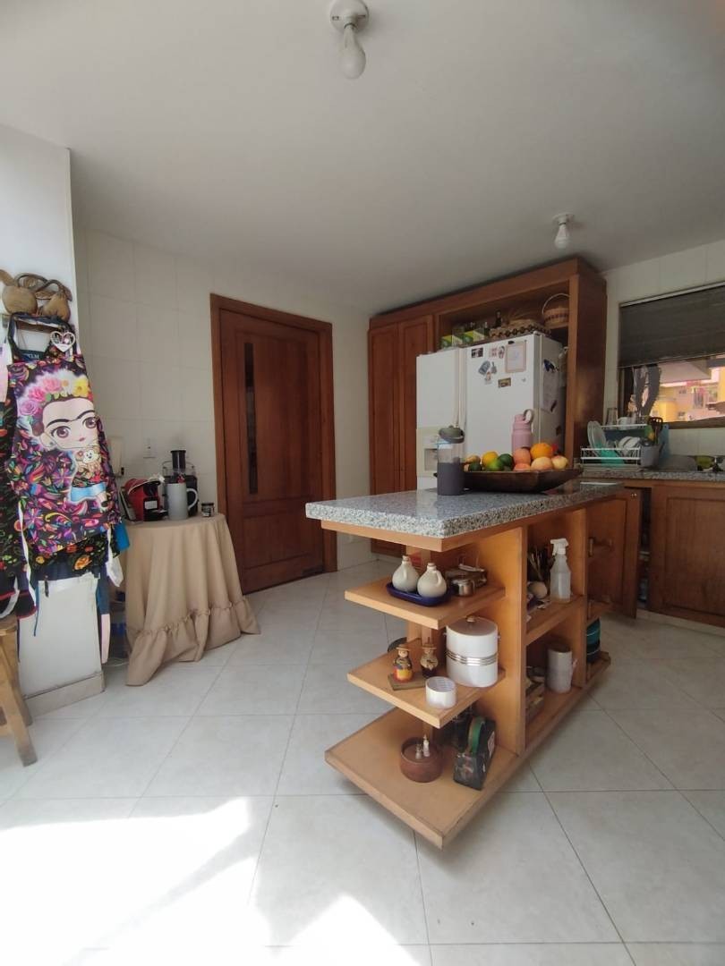 Casa Residencial – Avenida Chilacos – Chia