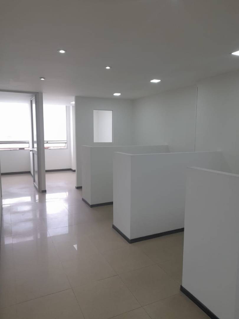 Oficina – El Lago – Bogota