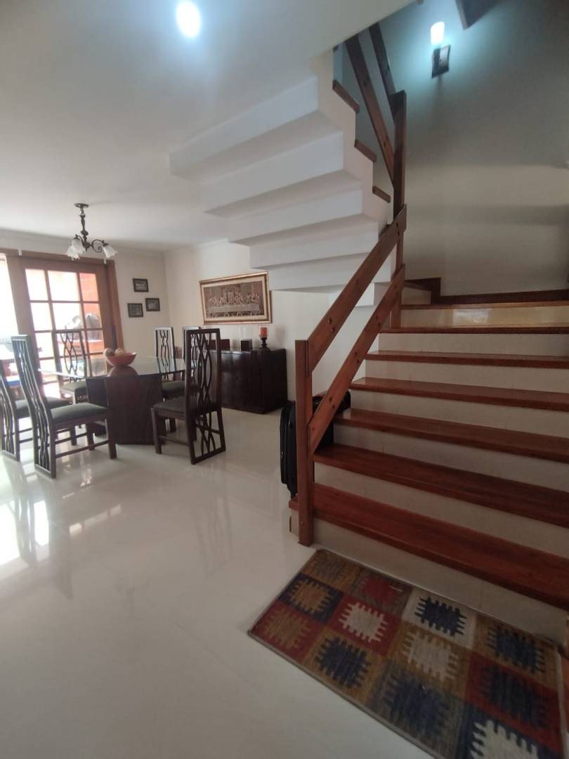 Casa Residencial – Avenida Chilacos – Chia
