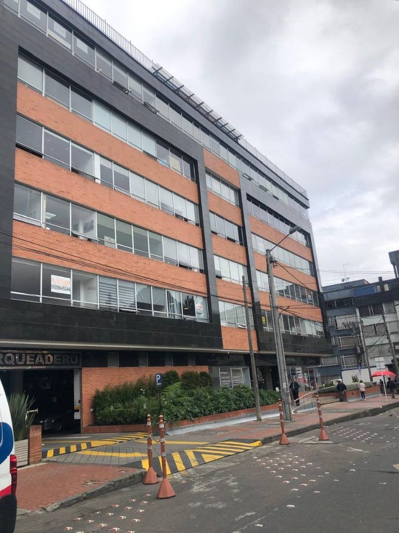 Oficina – El Lago – Bogota